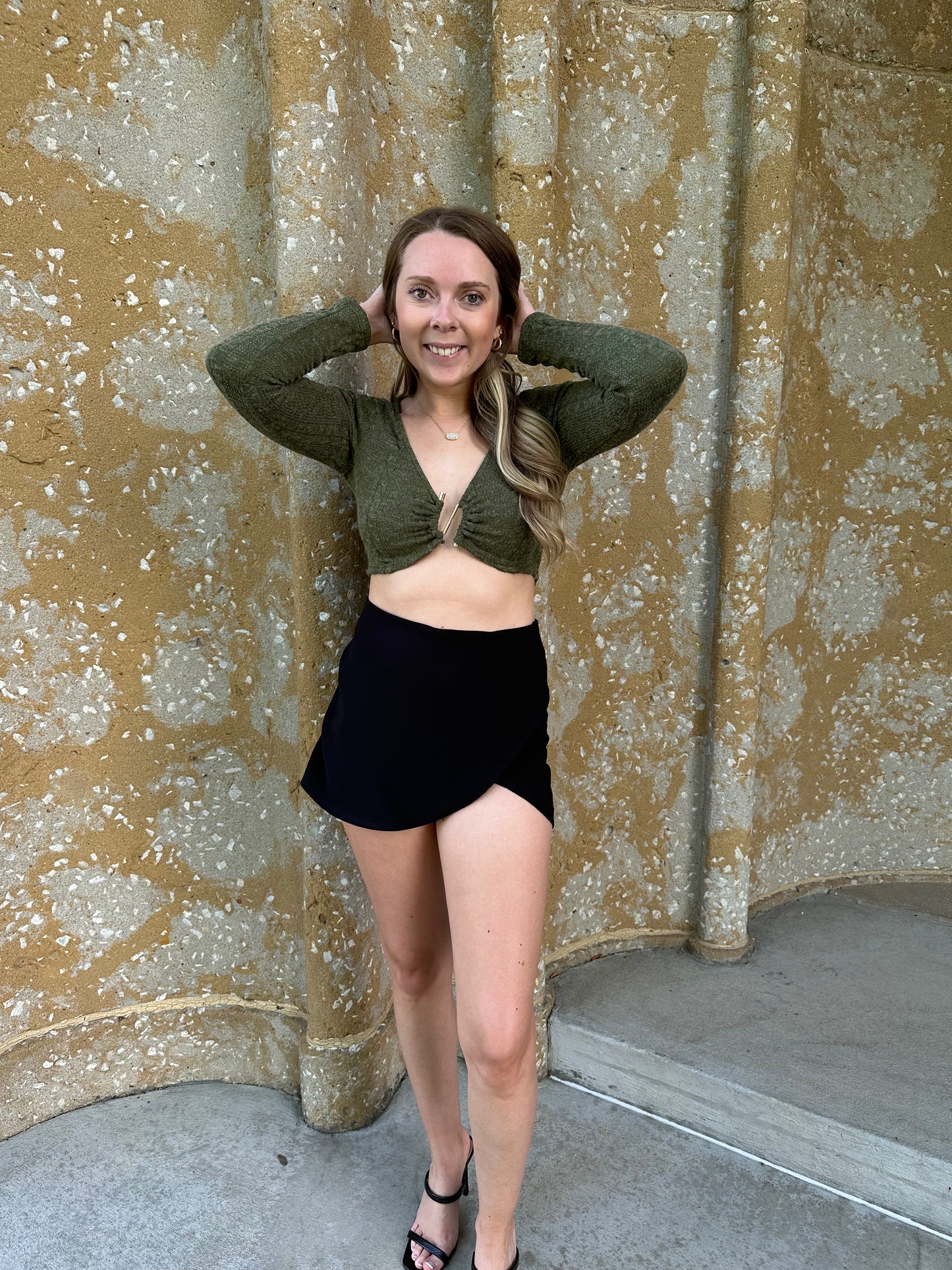 Bella Cropped Long Sleeve- Olive Green